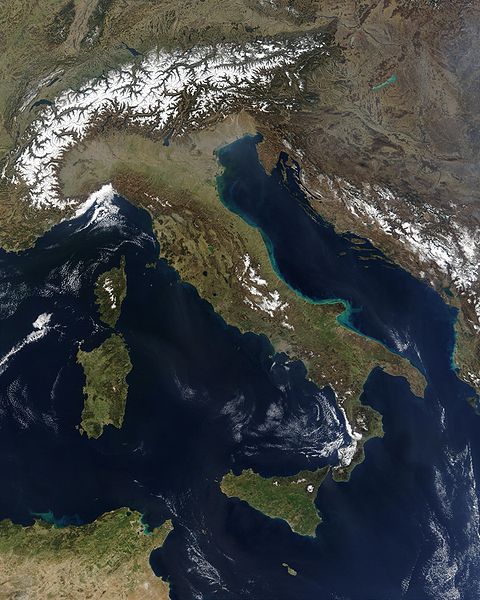 File:Satellite image of Italy in March 2003.jpg