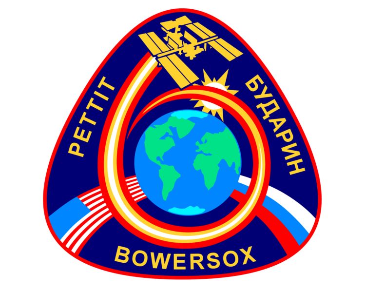 File:ISS Expedition 6 Patch.jpg