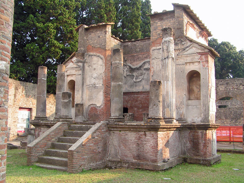 File:Temple of Isis at Pompeii, 2006.jpg