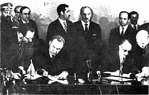 Freundschaftsvertrag Kossygin al-Bakr 1972.jpg