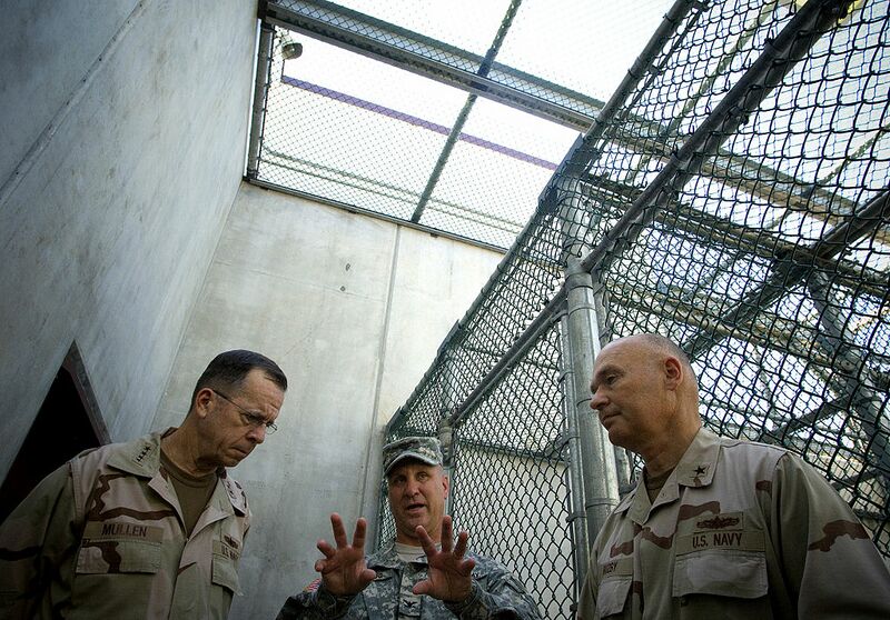 File:JCS mullens tours exercise yard in camp six, Guantanamo.jpg